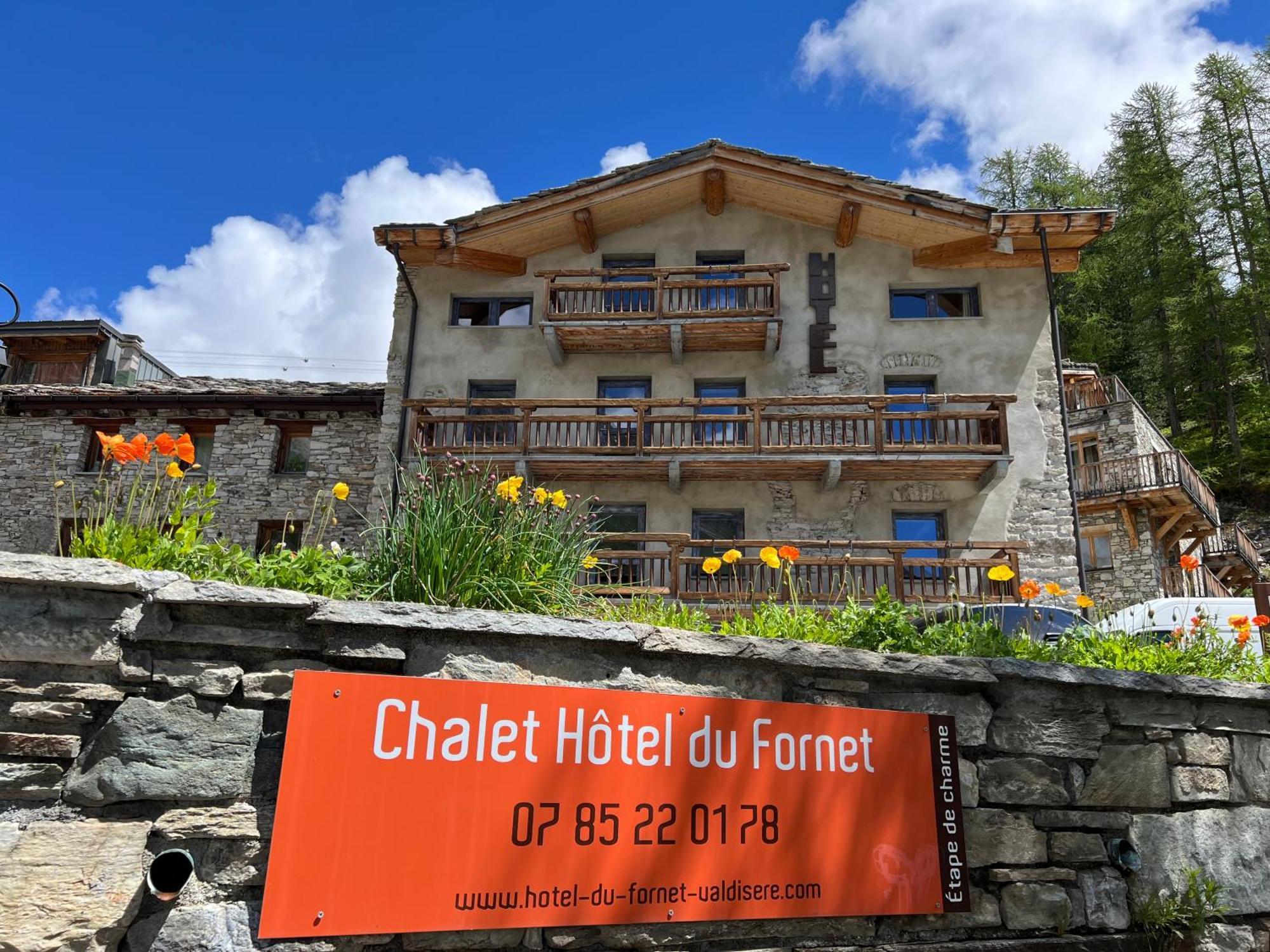 Chalet Hotel Du Fornet วาลดีแซร์ ภายนอก รูปภาพ