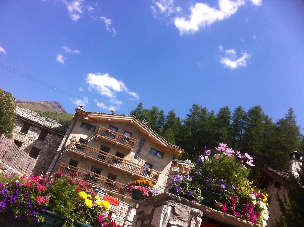 Chalet Hotel Du Fornet วาลดีแซร์ ภายนอก รูปภาพ