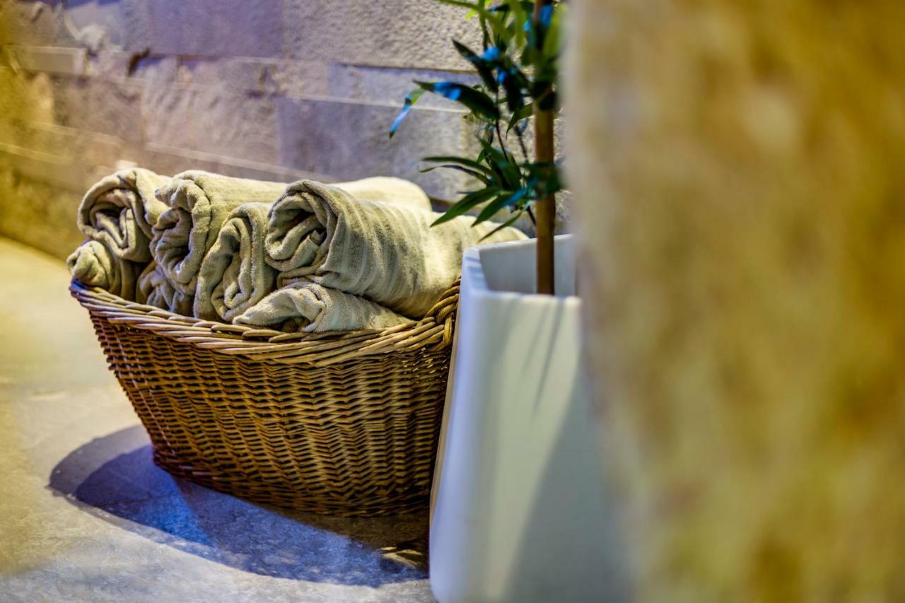 Chalet Hotel Du Fornet วาลดีแซร์ ภายนอก รูปภาพ